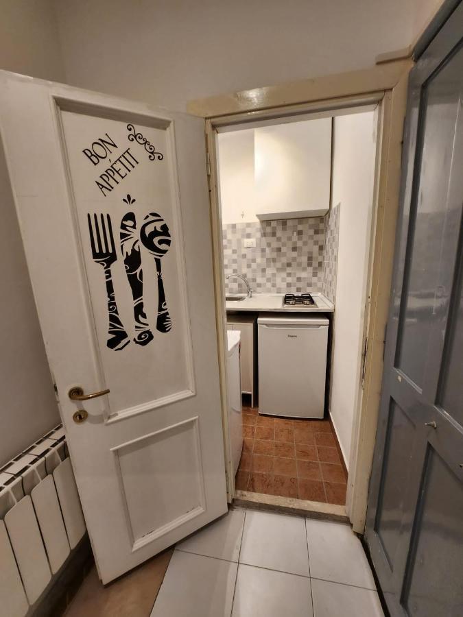 Monolocale Suite Con Terrazzino Roma Eksteriør bilde