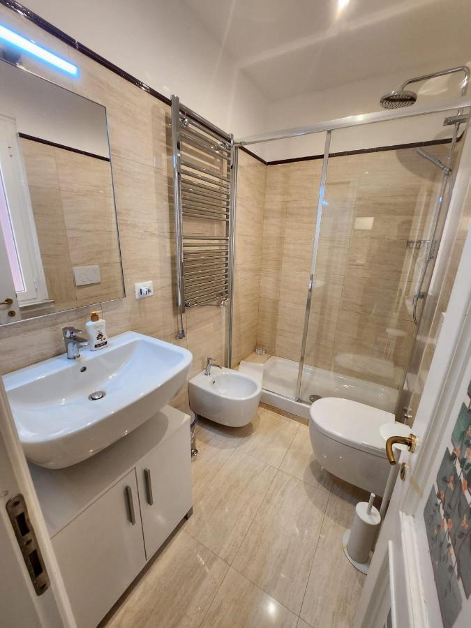 Monolocale Suite Con Terrazzino Roma Eksteriør bilde